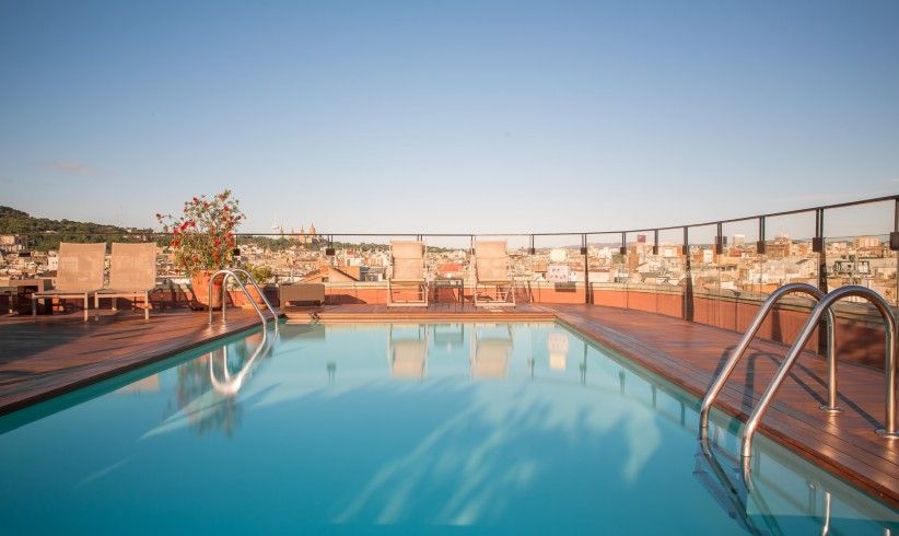 Hôtel avec piscine à Barcelone